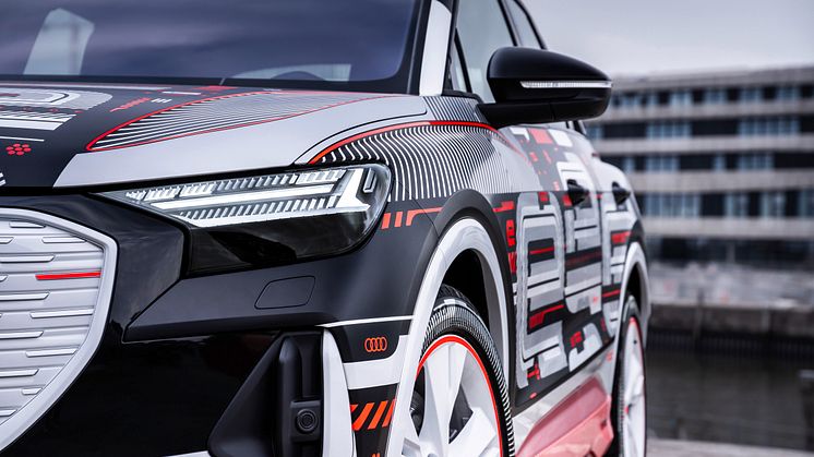 Audi Q4 e-tron (camouflage)