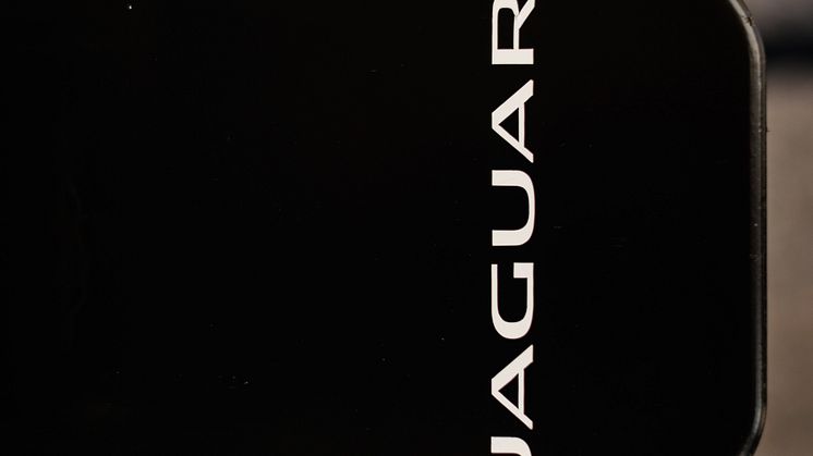 J_TCS_Racing_S9_Valencia_Jaguar_I-TYPE_6_161222_003
