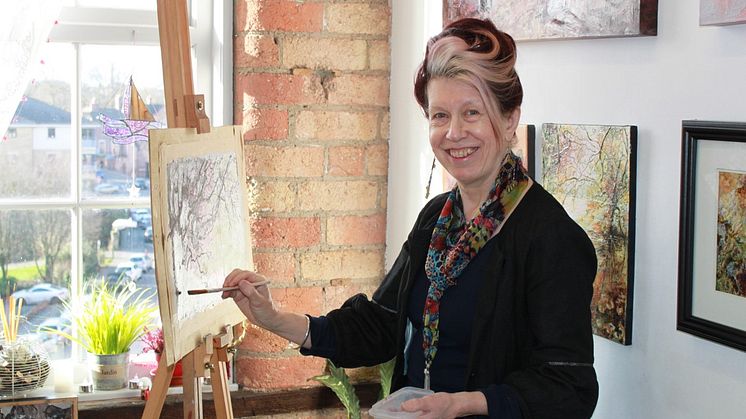 ​Derby artist painting her way to fundraising success