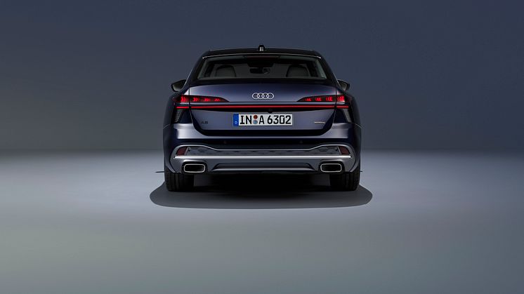 Audi A6 Limousine (Firmamentblå)