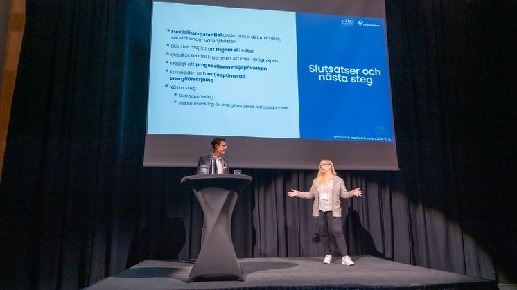 På Värme- och Kraftkonferensen berättade David Edsbäcker från Kraftringen Energi och Moa Dahlman Truesdale från Energy Opticon hur energibolag och fastighetsägare kan optimera energianvändningen tillsammans.