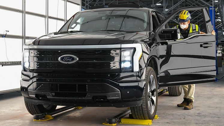 Ford planlegger å nesten doble produksjonen av F-150 Lightning etter svært stor etterspørsel