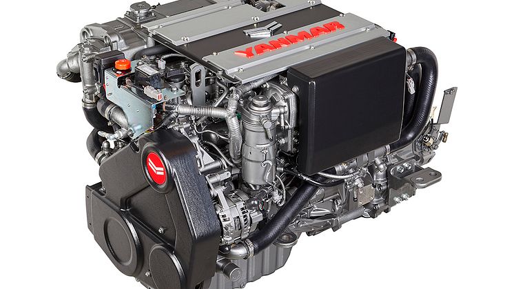 High res image - YANMAR - new 4LV marine diesel engine - left side front