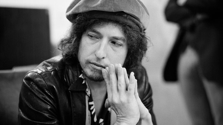 Columbia Records, Legacy Recordings och Sony Music släpper albumet  Bob Dylan - The Complete Budokan 1978 den 17 november