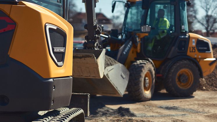 Volvo ECR25 Electric och L25 Electric