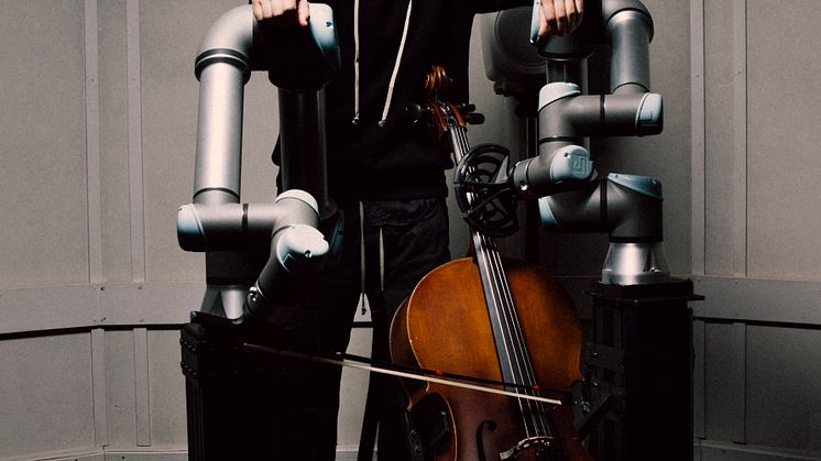 Muhlrad_robot_1.jpg