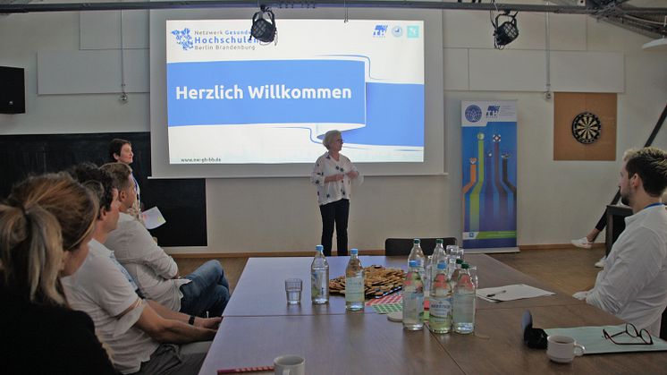 Die Präsidentin der TH Wildau, Prof. Ulrike Tippe, unterstrich beim Treffen des „Netzwerk Gesunde Hochschulen Berlin-Brandenburg“ deren Bedeutung für die Region und des Themas Gesundheit für die Hochschule insgesamt. Bild: © TH Wildau