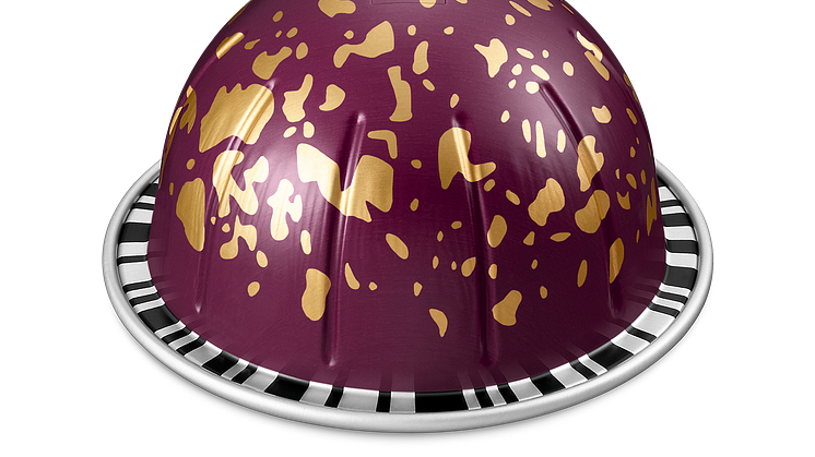 WW_ALL_VL_Festive_Pierre_Herme_Infinement_Fruite_Capsule_001_3Q_TranspBG_22-XX