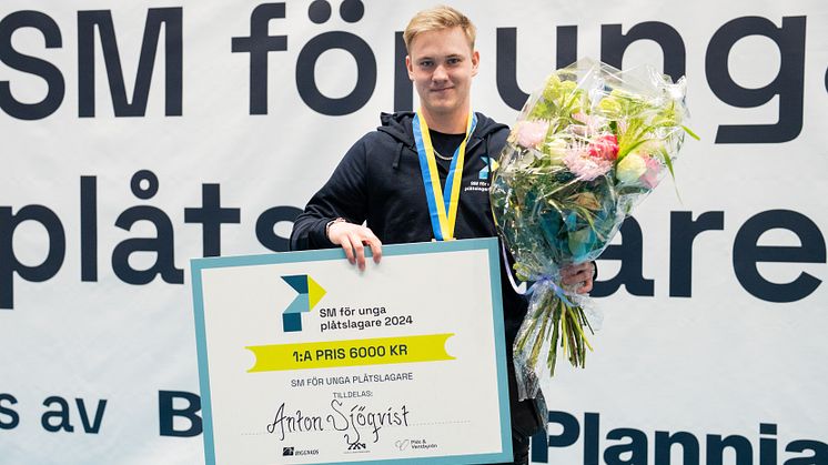 Anton Sjöqvist från Värnamo är Sveriges bästa unga plåtslagare 2024.