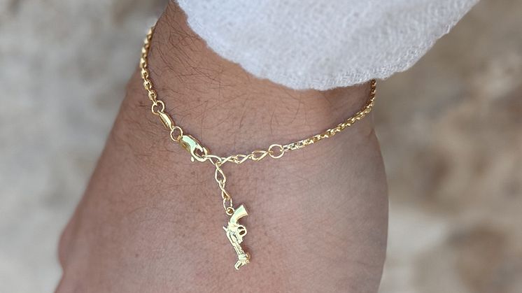 Men_s Bracelet Gold.jpg