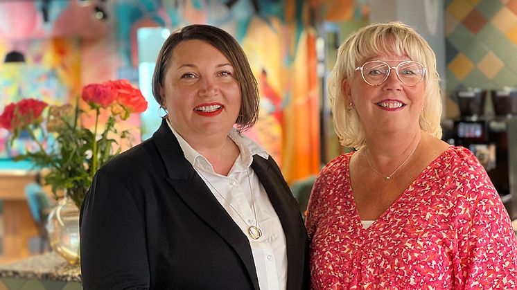 Claudia Andréasson och Sari Isberg är relationsförvaltare på Stena Fastigheter i Göteborg. 