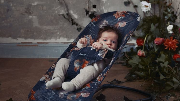 Babysitter Midnight Florals