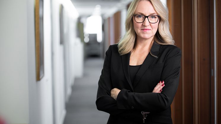 Om regeringen verkligen menar allvar hade det varit klokare att låta alla gällande undersökningstillstånd förlängas. Begränsningen är omotiverad, menar Maria Sunér Fleming, vd Svemin.
