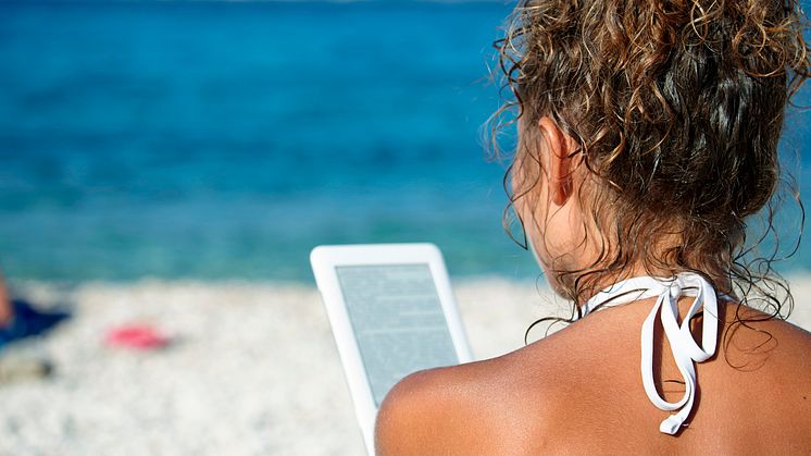 Sommardeckare i e-form: Gratis e-böcker på solsemestern