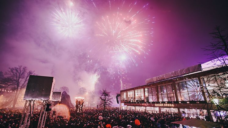 I år blir det ett sprakande nyårsfirande vid Malmö Opera samt på Stortorget där barnens nyår anordnar aktiviteter under dagen. Foto: Pierre Ekman