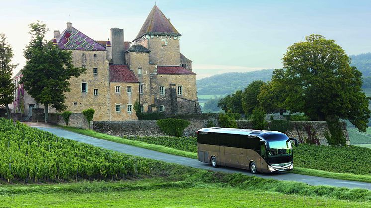 Iveco Magelys utsedd till ”International Coach of the Year 2016”