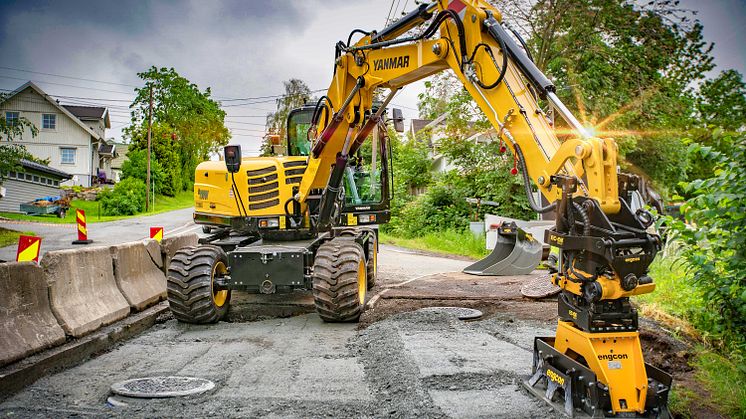 engcon_Yanmar 100_1