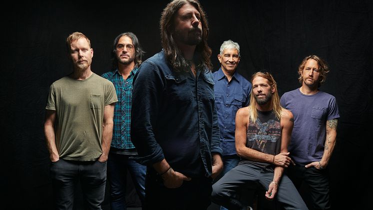 Singelaktuella Foo Fighters gästar Skavlan nu på fredag 20 november