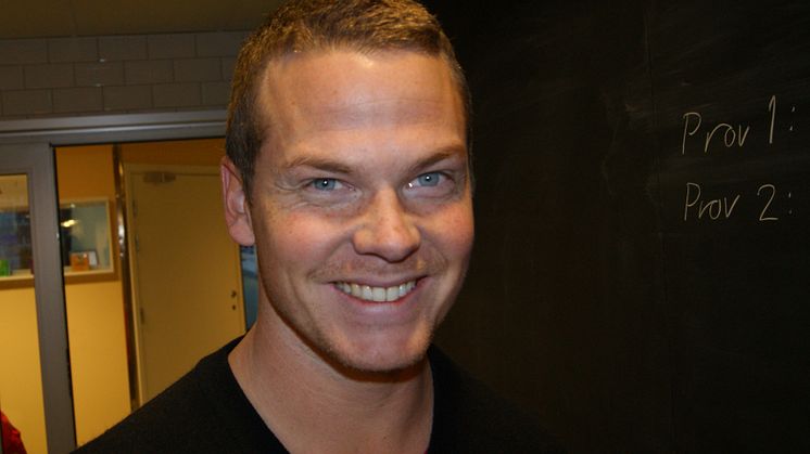 Christian Johansson, säljare på Löfbergs Lila och certifierad smakexpert