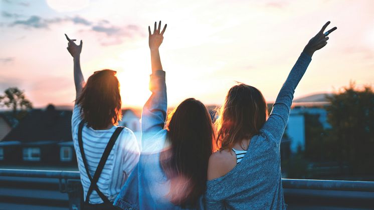 Urlaubsguru feiert Weltfrauentag: Über 50% der Führungskräfte sind Frauen und setzen Maßstäbe in der Reisebranche
