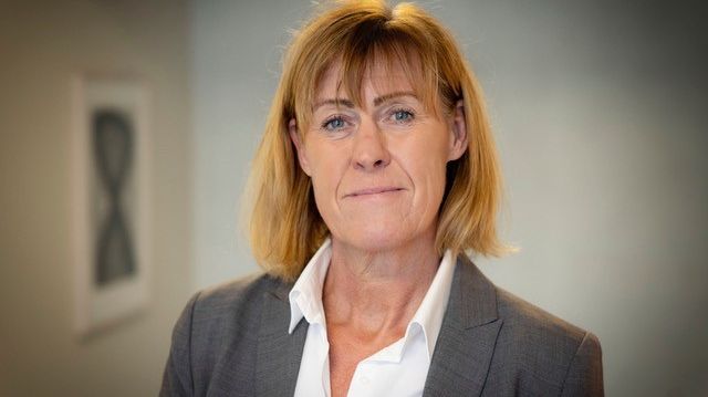 Professor Helena Jernberg Wiklund