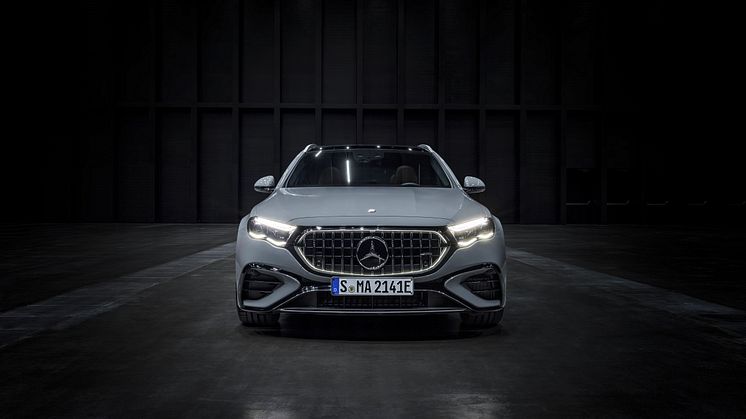 Mercedes-AMG E 53 HYBRID 4MATIC+  (2024)
