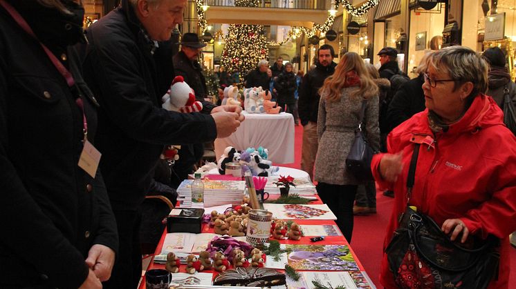 Großer Erfolg: Bärenherz-Weihnachtsbasar 2015