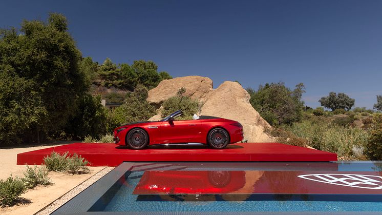 Mercedes Maybach SL 680 Monogram Series 