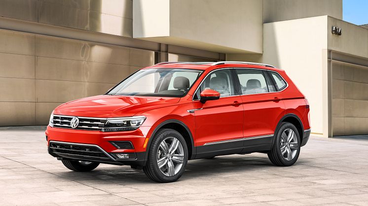 Tiguan Allspace har 110 mm længere akselafstand, 115 liter større bagagerum og en tredje sæderække.