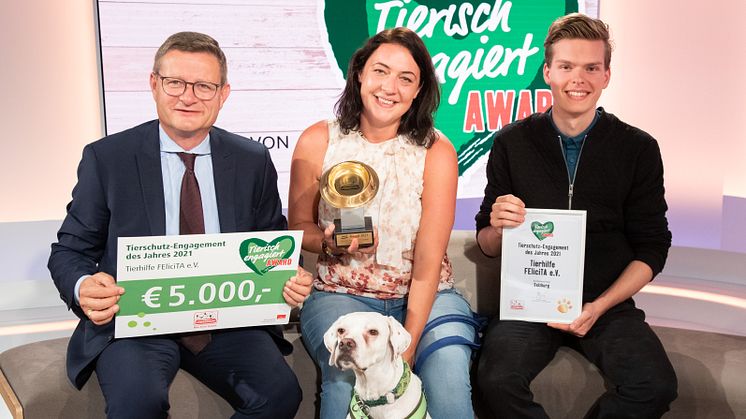 Tierhilfe FELiciTA freut sich über den Bundeslandpreis in der Kategorie "Tierschutzengagement des Jahres"