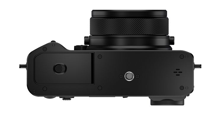 GFX100RF_bottom_black.jpg