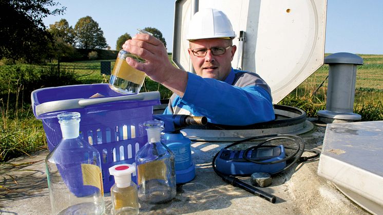 Veolia Trinkwasser-Probennehmer Jens Franke_Foto H.Rebsch