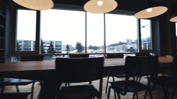 Slik ser Furuset bibliotek og aktivitetshus ut