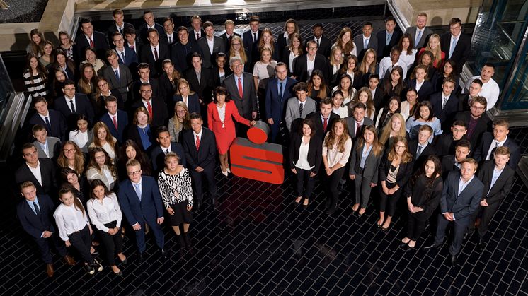 100 junge Menschen beginnen eine Ausbildung bei der Stadtsparkasse München