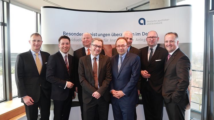 Strategien 2017 für institutionelle Anleger im Niedrigzinsumfeld