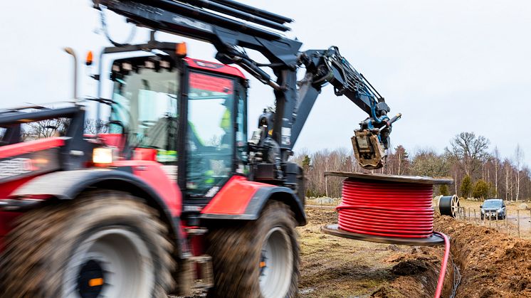 Investeringsstödet på 600 000 kronor införs för att lokala krafter ska uppmuntras att fortsätta bygga lokala bredbandsnät.
