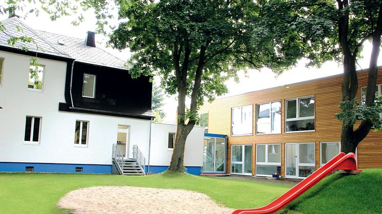 Moderner Modulbau trifft auf herrschaftliche Villa