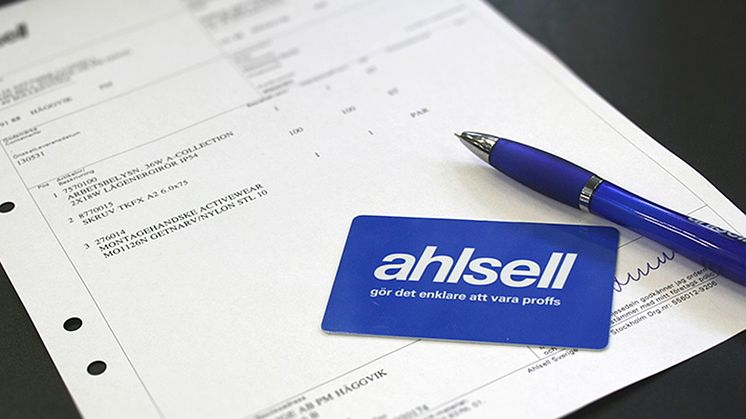 BLÅKLÄDER INLEDER SAMARBETE MED AHLSELL