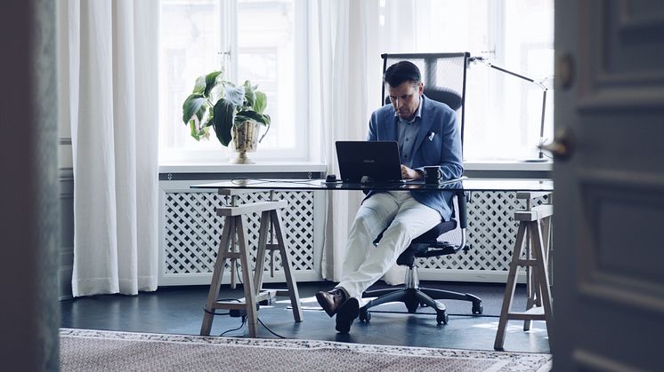 Consid drar tillbaka nomineringen av Bard till Årets digitala influencer 