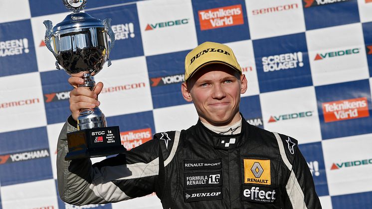 Rump återtog ledningen i Formel Renault 1,6
