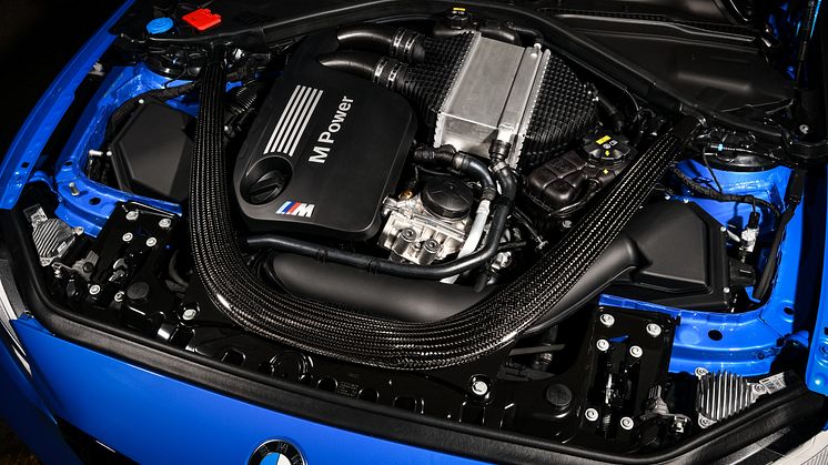 BMW M2 CS