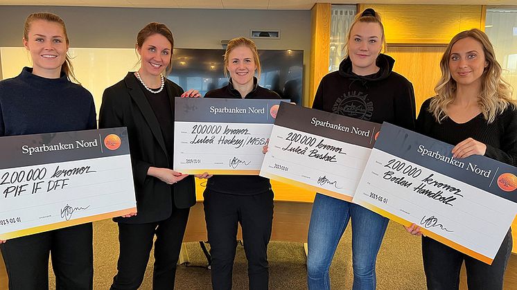 Glada miner på banken: Maja Green PIF DFF, Anna Boström Sparbanken Nord, Johanna Fällman Luleå Hockey/MSSK, Allis Nyström Luleå Basket och  Emmy Nordmark Boden Handboll