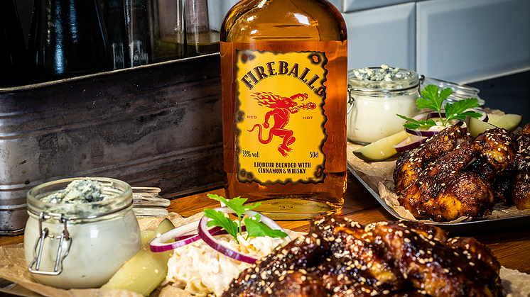 Fireball laddar för Super Bowl med recept från svenska matkreatörer