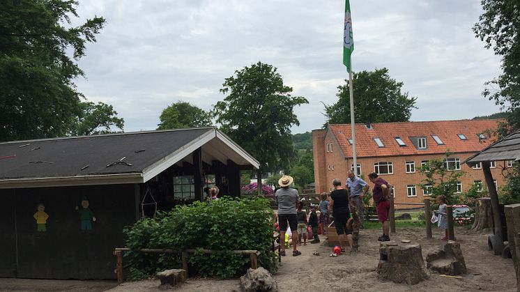 Det er tredje gang at Skovbørnehaven får det grønne flag. 