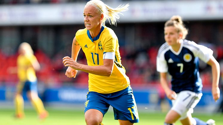Damlandslaget i fotboll till Helsingborg