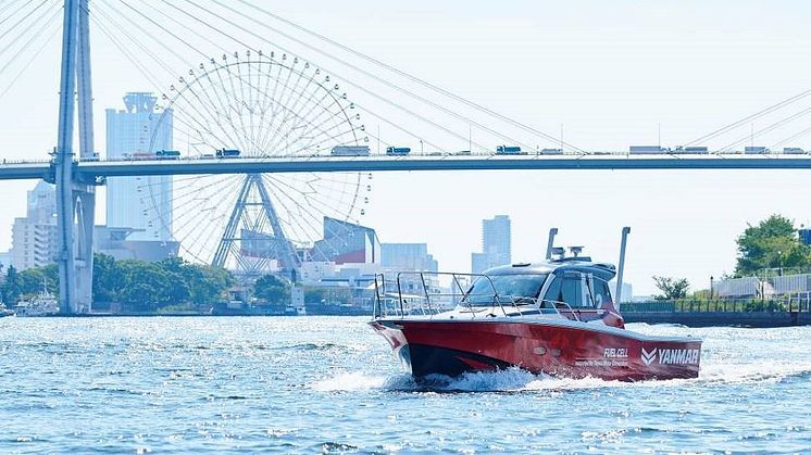 Hydrogen fuel cell demonstration test boat cruising in Osaka Bay