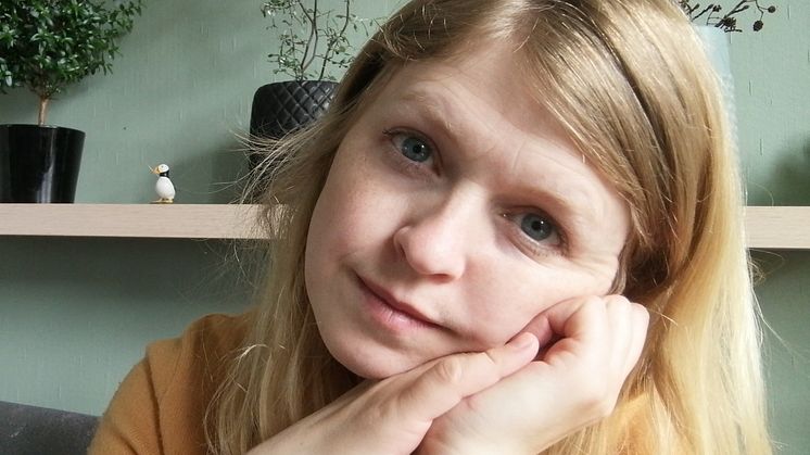 Juliane Rui klar med ny diktsamling