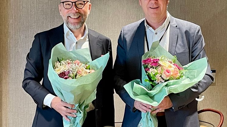 Ole E og med blomster.jpg