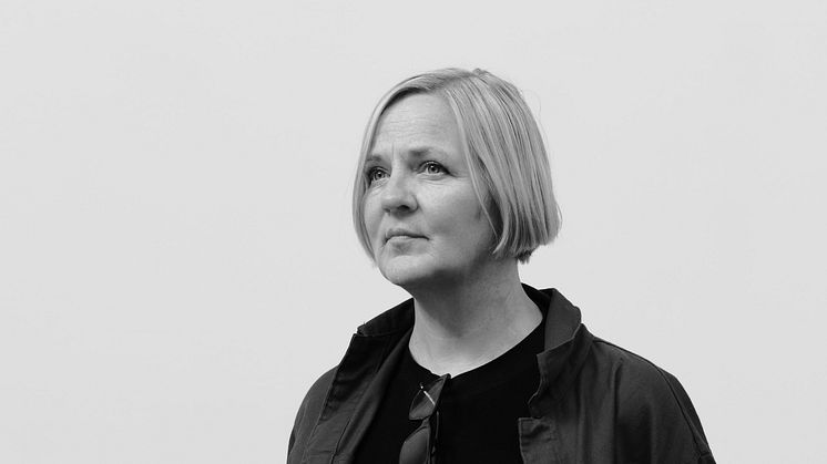 Lotte Konow Lund er vinner av  Norske Grafikeres Fonds grafikkpris på Høstutstillingen 2023. Foto: Jannik Abel. 