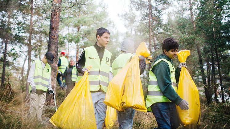 Ett av alla städande lag i Städa Sveriges miljöprojekt 2022. Foto: Emma Mattsson